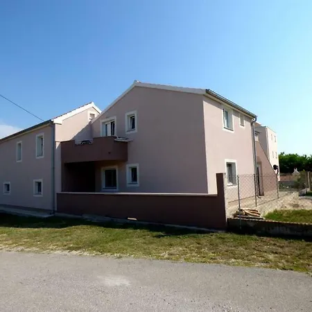 Branko Apartment