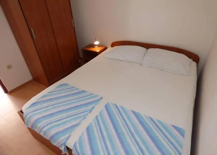 Branko Lägenhet Nin